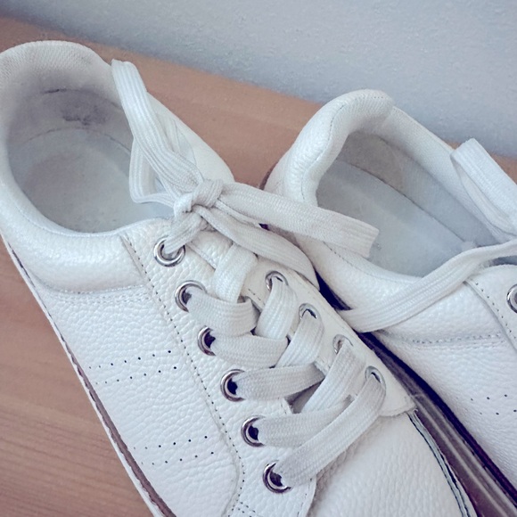 Vince Camuto Sneakers - Picture 6 of 6